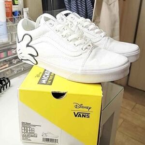 Vans Disney Old Skool White Sneakers